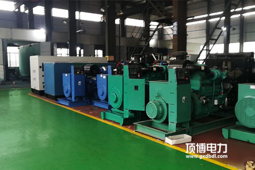 數(shù)據(jù)中心全自動柴油發(fā)電機組用哪個品牌好?推薦康明斯或玉柴
