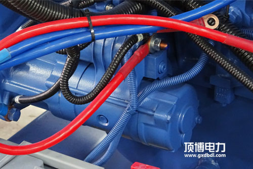 帕金斯發電機組機油里有水?高手的3種方法處理!