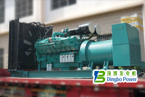 38升V12“心臟”！800KW康明斯發電機組，如何成為高端項目的“必備電力設備”？